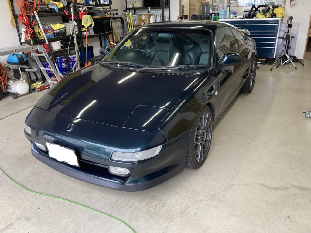 MR2右クオーターパネルのヘコミをデントリペア