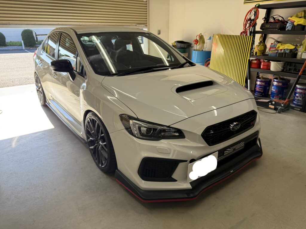 WRX助手席ドアのヘコミをデントリペア手直し