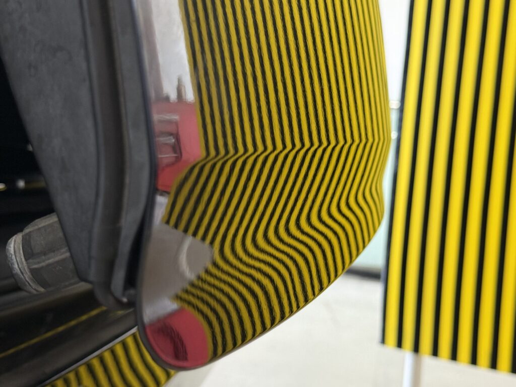 オデッセイのバックドアのヘコミをデントリペア
