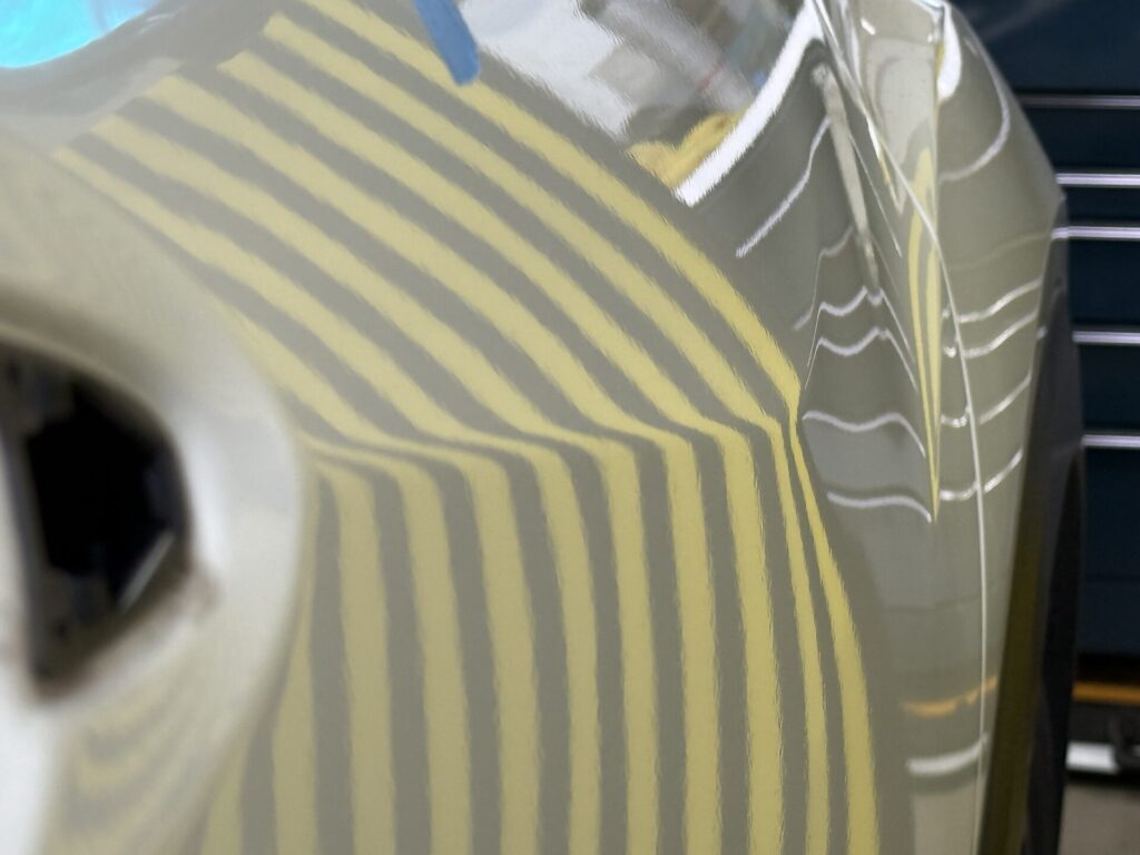 日産キックスのドアパンチのヘコミをデントリペア