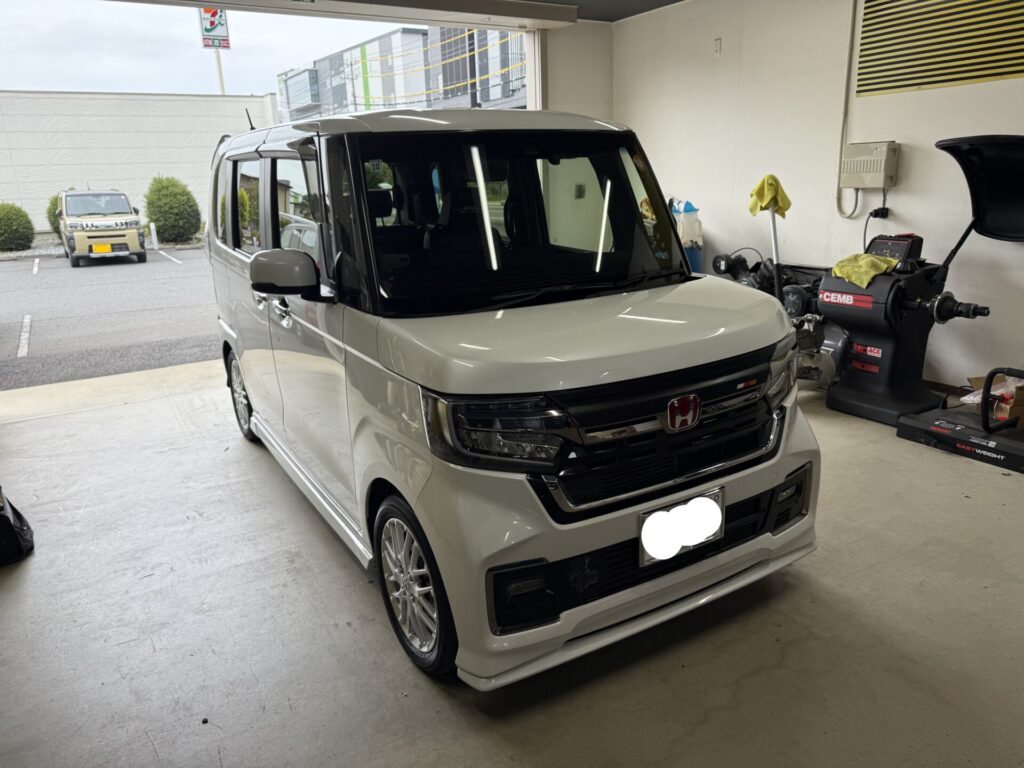 NBOXスライドドアのヘコミをデントリペア