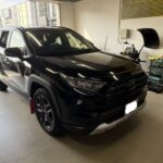 トヨタRAV4リヤドアのヘコミをデントリペア
