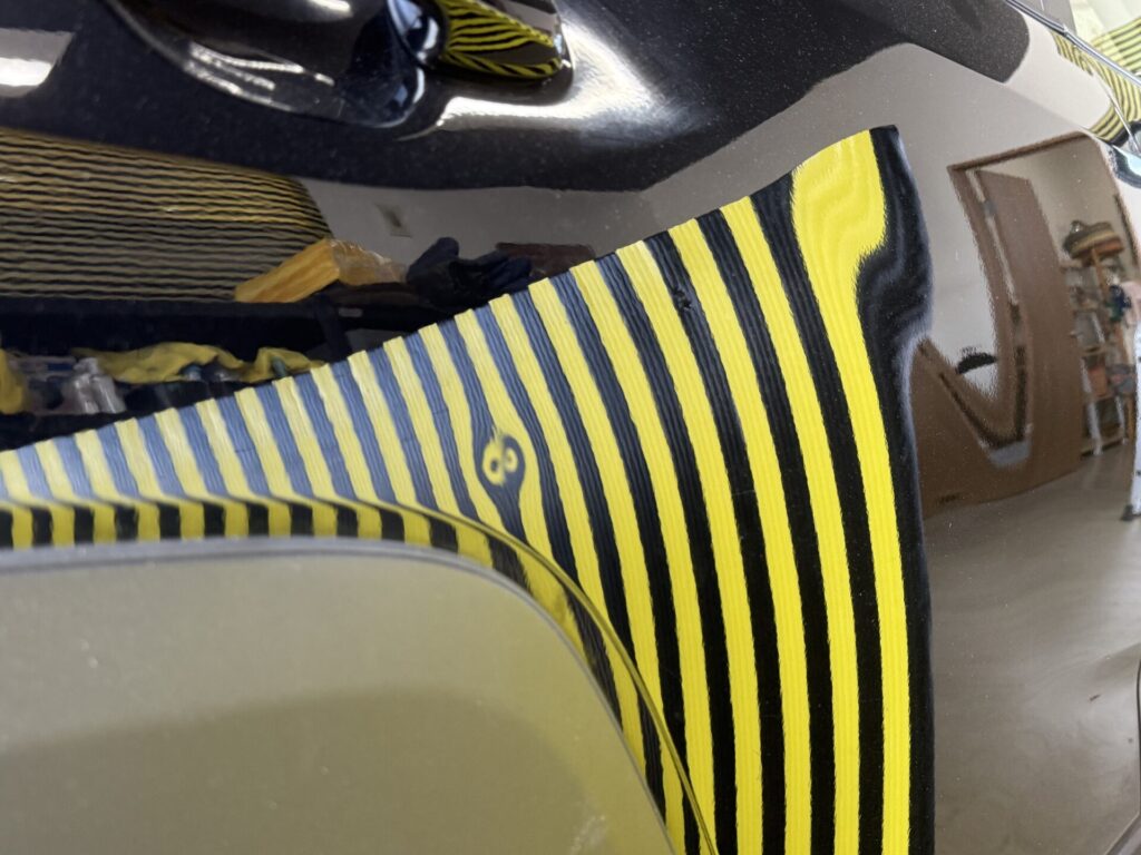 トヨタRAV4リヤドアのヘコミをデントリペア