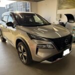 エクストレイルのフロントガラスのヒビをウインドリペア