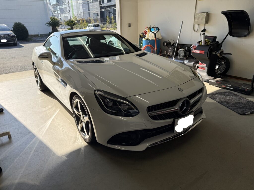 メルセデスベンツSLC180の持込タイヤ交換