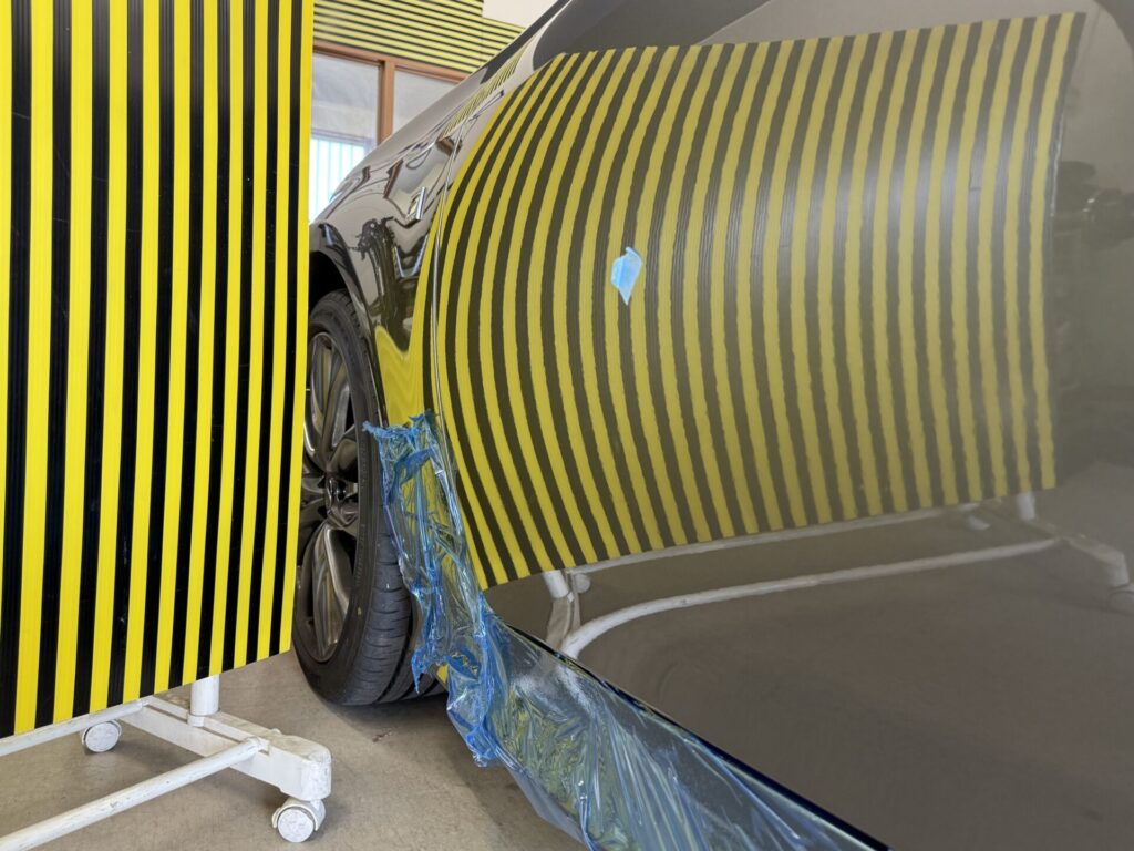 レクサスRCドアパンチのヘコミをデントリぺア