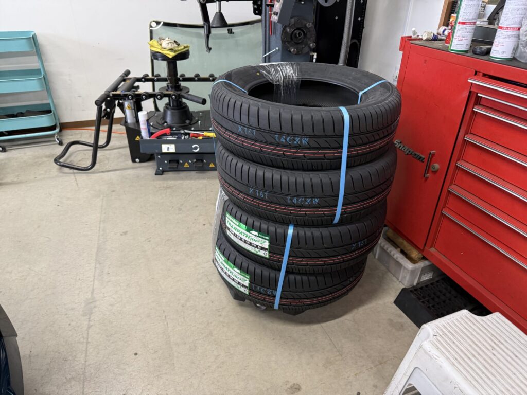 日産セレナ持ち込みタイヤ交換