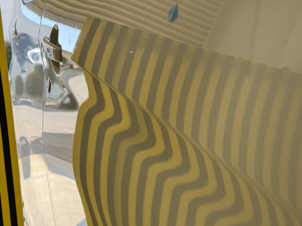 日産デイズ運転席ドアのヘコミをデントリペア