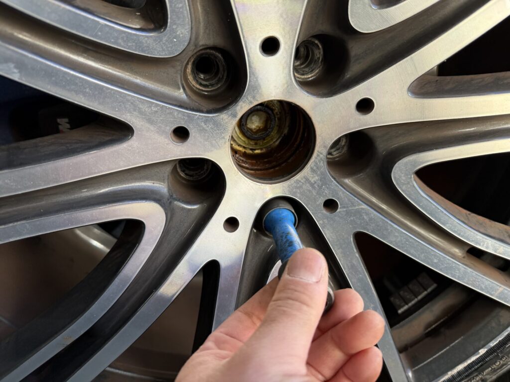 BMW5シリーズ持込タイヤ交換