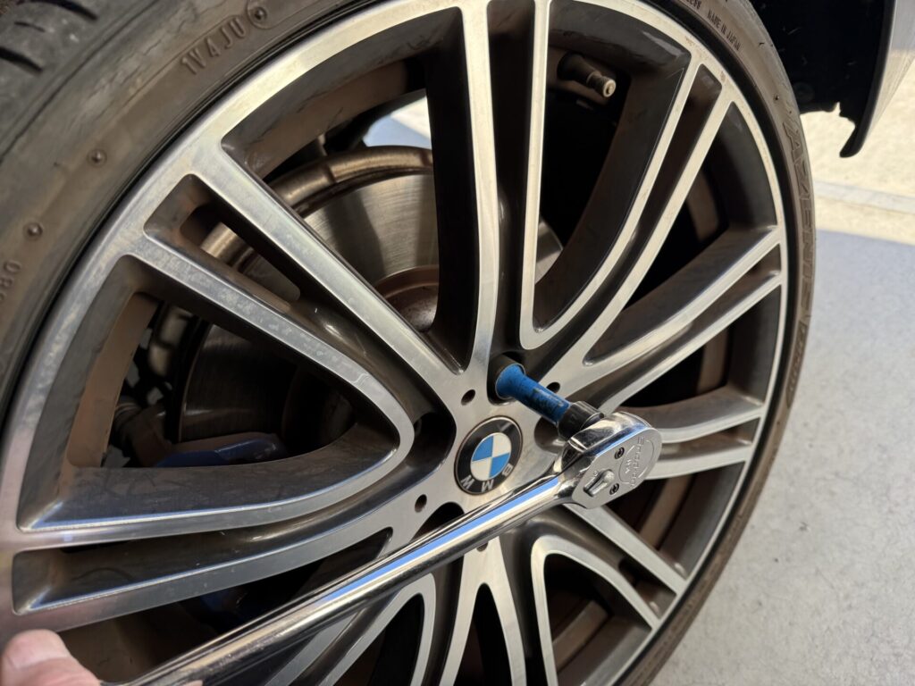 BMW5シリーズ持込タイヤ交換