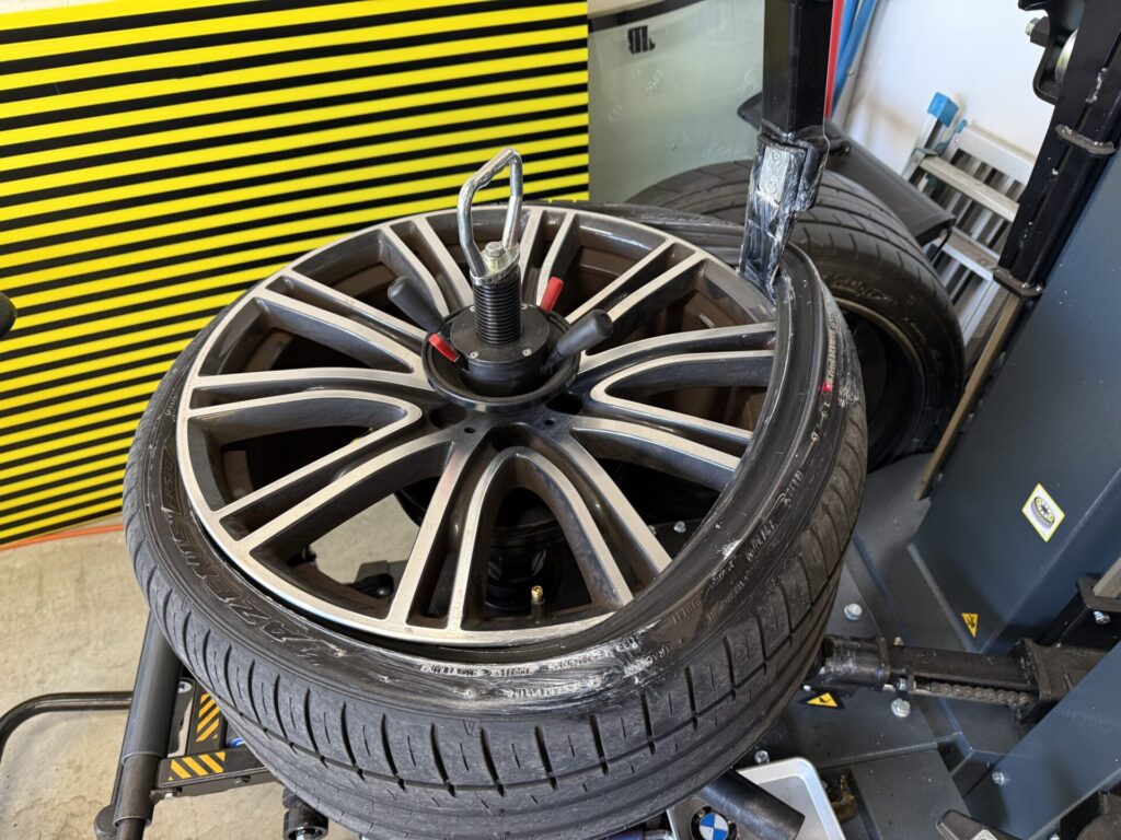 BMW5シリーズ持込タイヤ交換