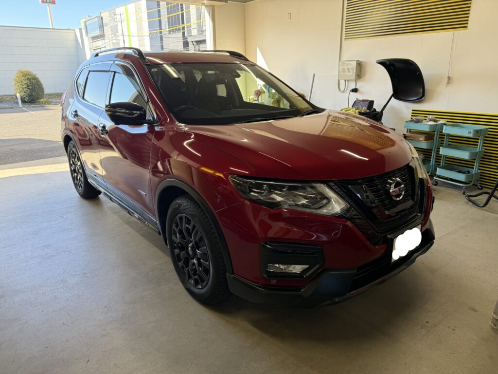 エクストレイル助手席ドアのヘコミをデントリペア