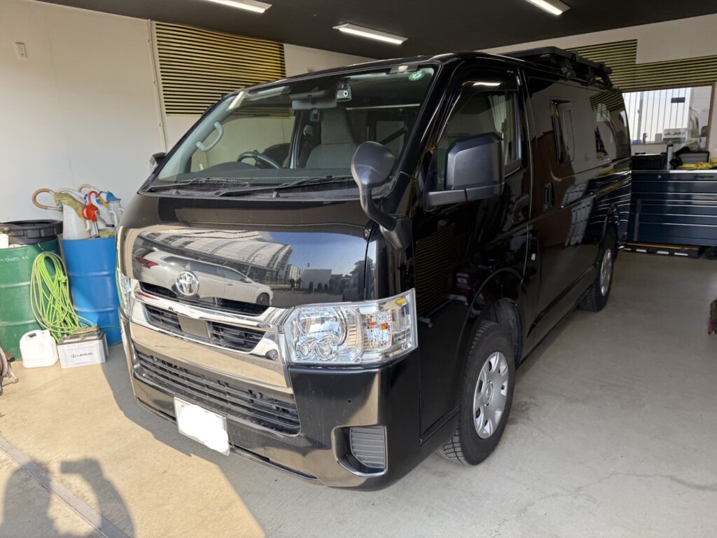 ハイエースのクオーターパネルのヘコミをデントリペア