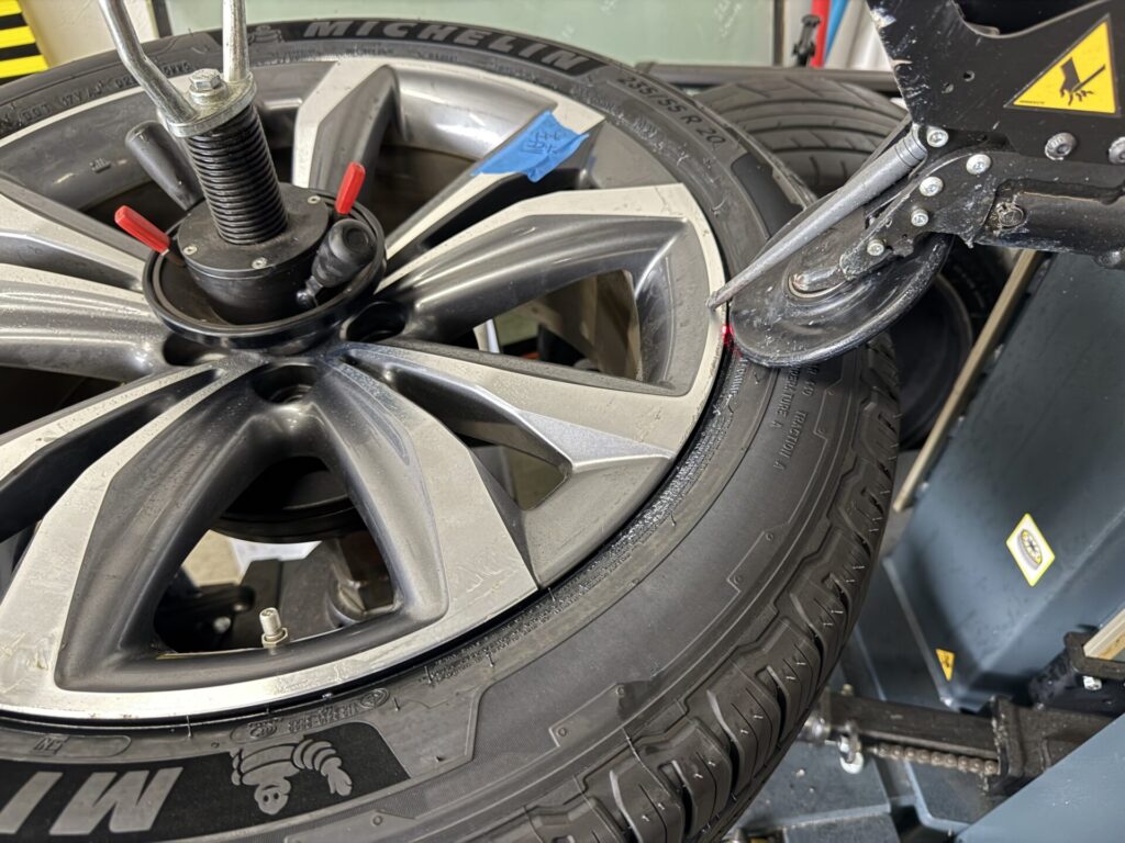 レクサスRXの持込タイヤ交換