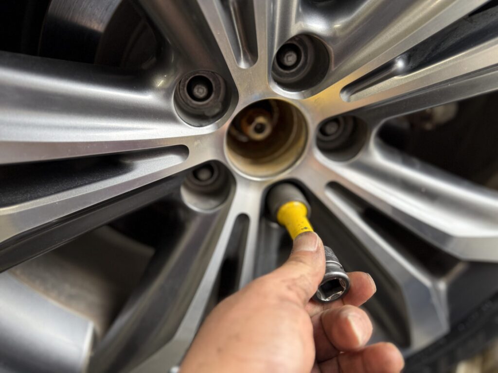 レクサスRXの持込タイヤ交換