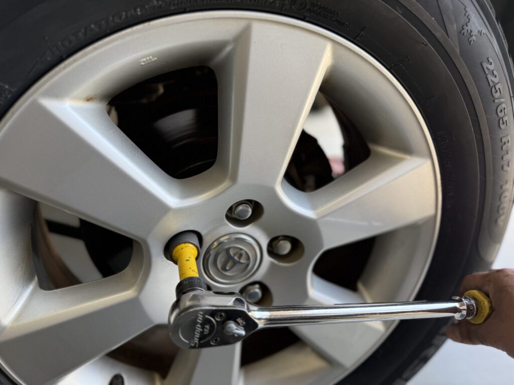トヨタハリアーの持込タイヤ交換