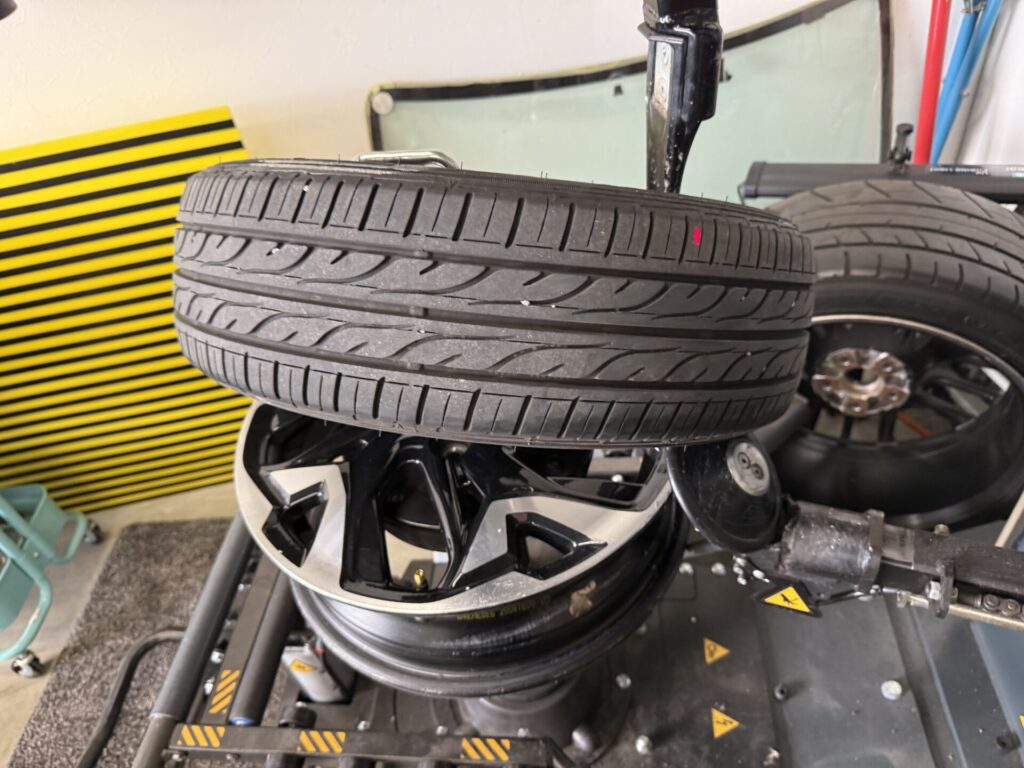 ホンダN-BOXの持込タイヤ交換