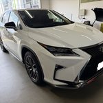 レクサスRX運転席ドアのプレスライン上に出来たドアパンチのヘコミをデントリペアで修理